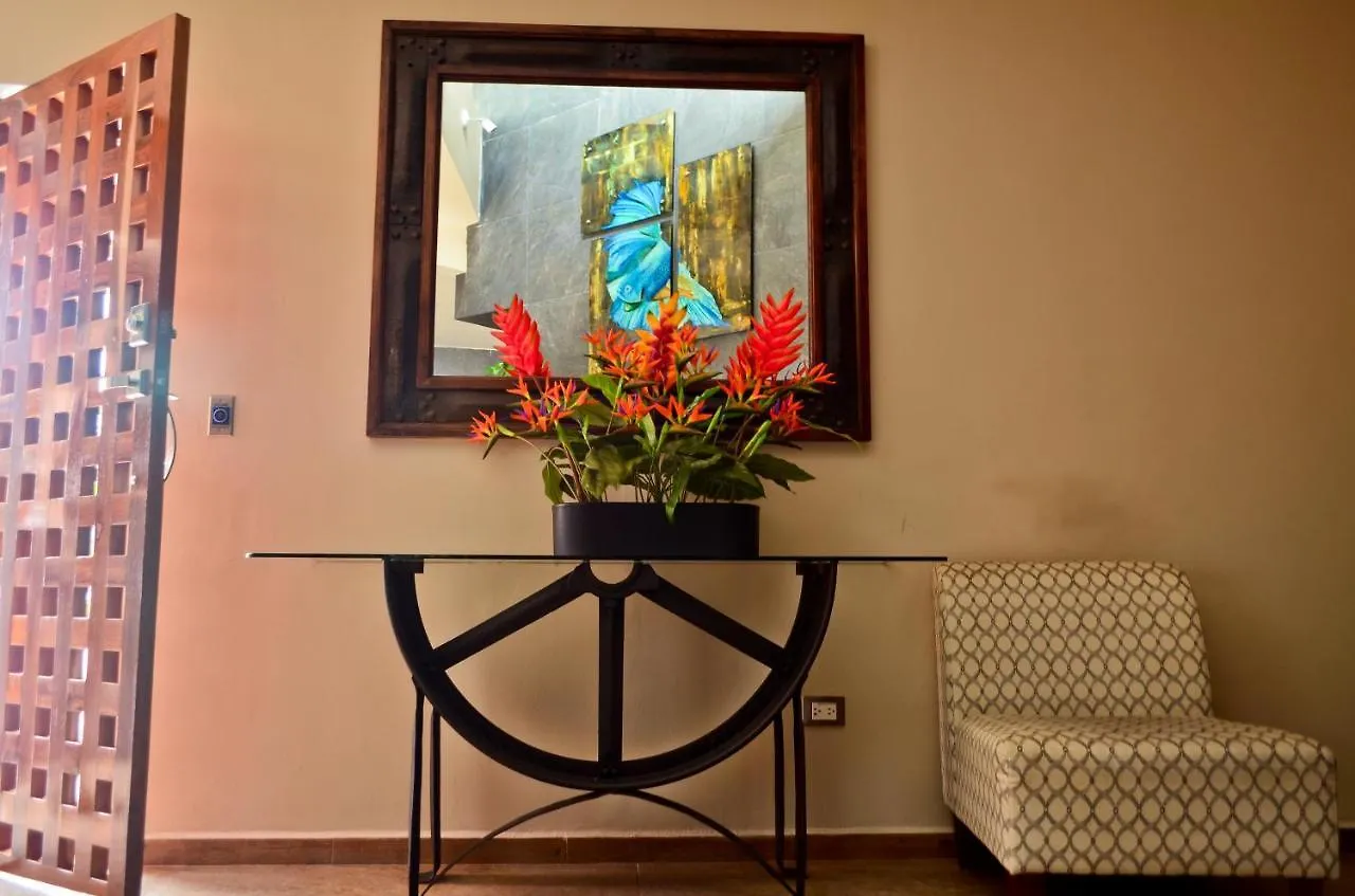 Condominios Tres Soles Cancún 0*, Cancun